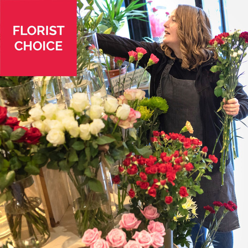 Valentines Designer Choice Bouquet [Size Option: Standard]